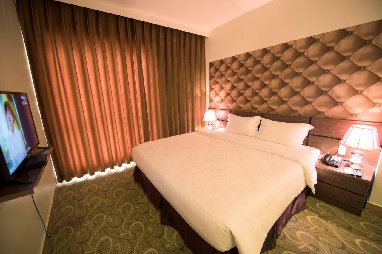 האי פונג 3Mg Lakeside Hotel מראה חיצוני תמונה