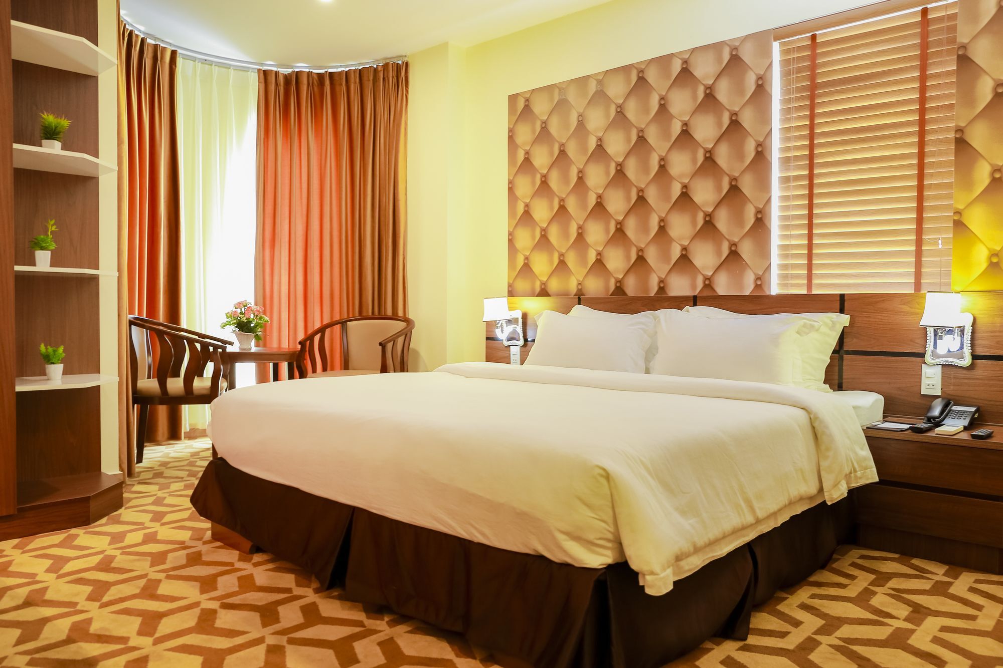 האי פונג 3Mg Lakeside Hotel מראה חיצוני תמונה